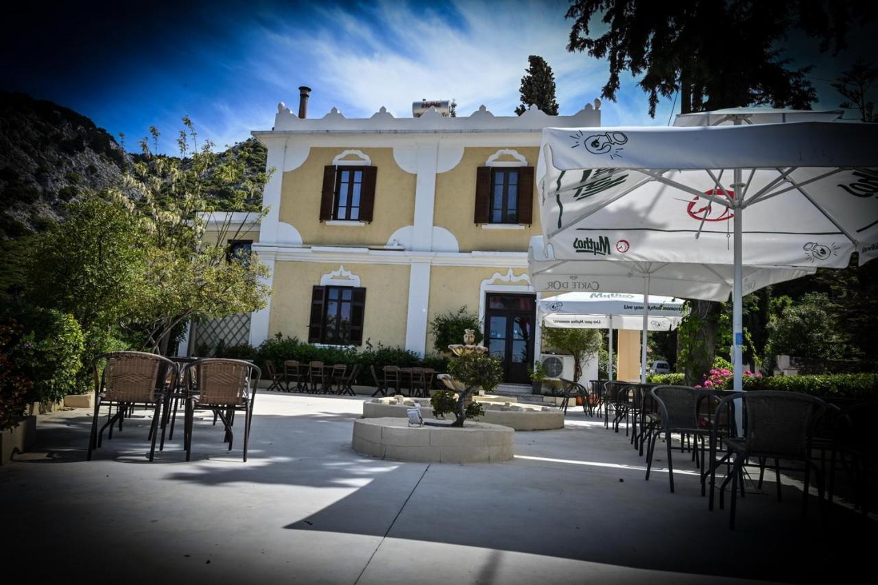 Nymph Hotel Salakos Bagian luar foto