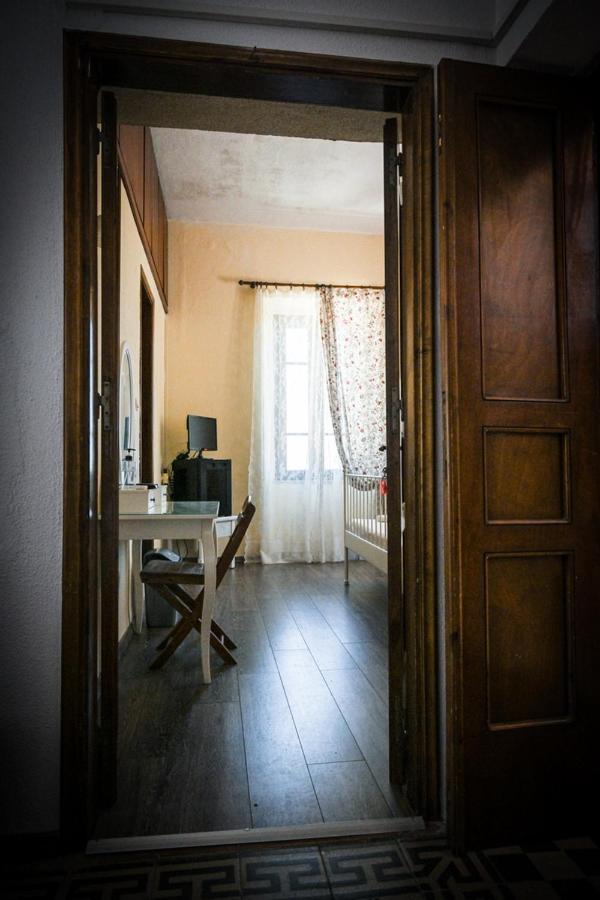 Nymph Hotel Salakos Bagian luar foto