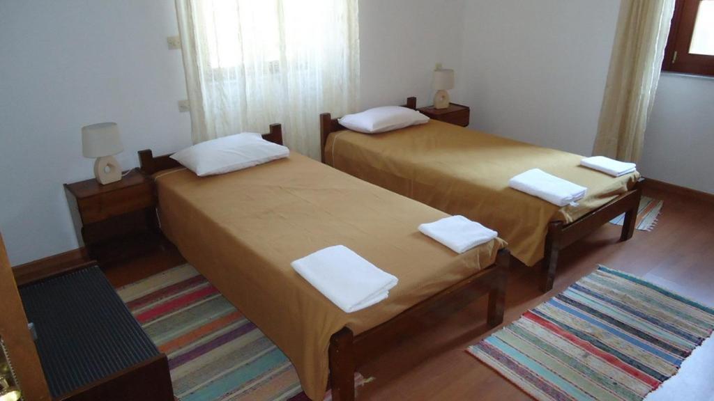 Nymph Hotel Salakos Bagian luar foto